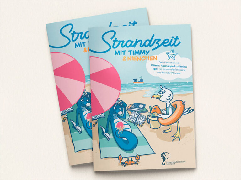 Zwei Coveransichten des Rätselheftes mit Illustration von Timmy und Nienchen am Strand.